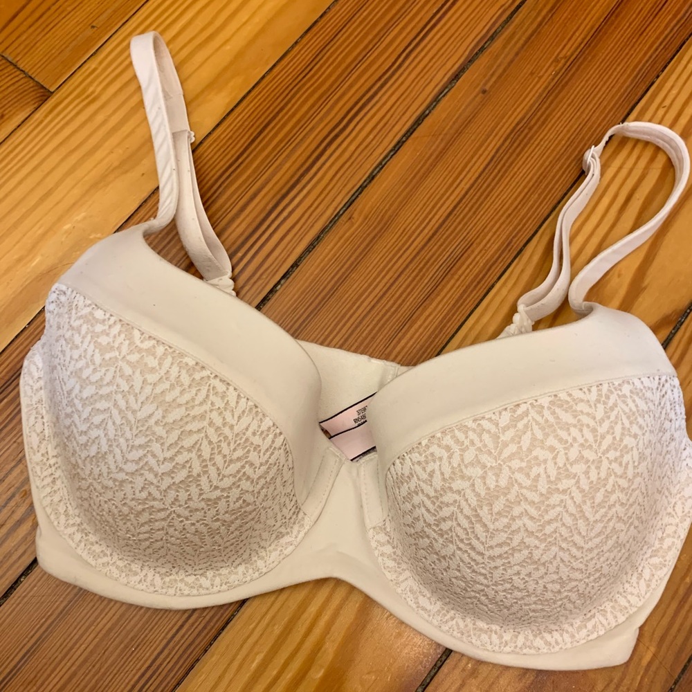 Body By Victoria lightly lined Demi bra